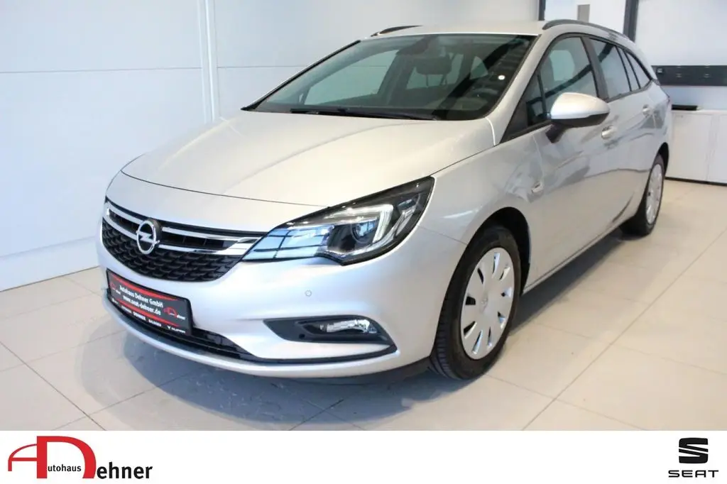 Photo 1 : Opel Astra 2019 Non renseigné