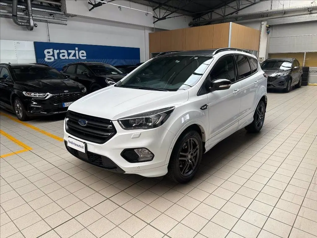 Photo 1 : Ford Kuga 2019 Not specified