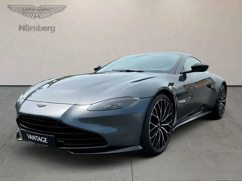 Photo 1 : Aston Martin V8 2024 Essence
