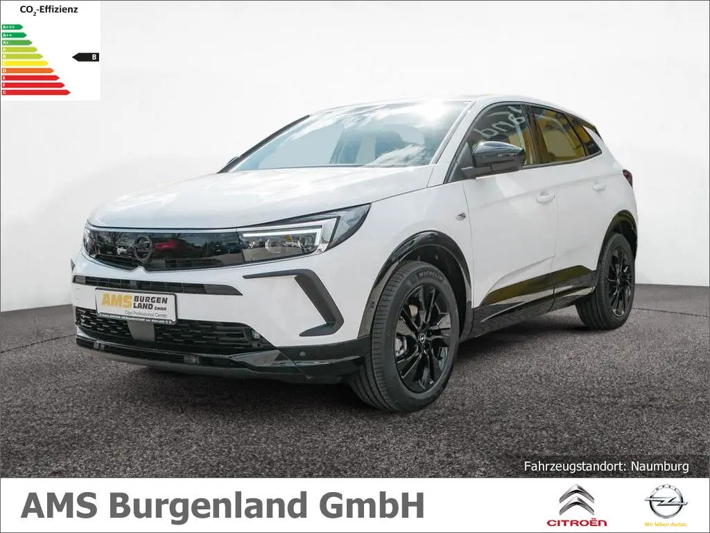 Photo 1 : Opel Grandland 2024 Essence