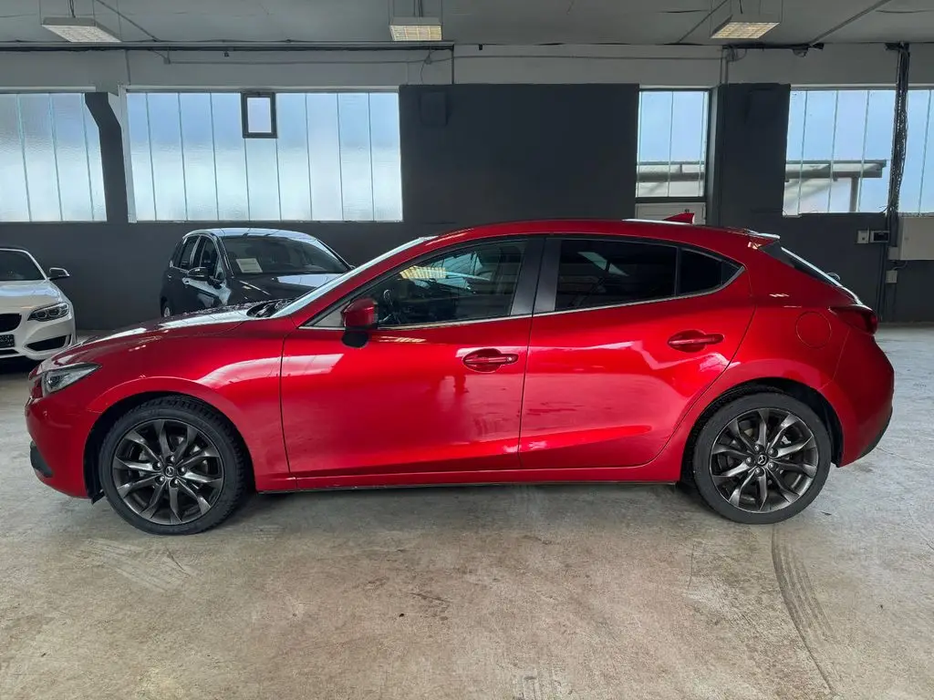 Photo 1 : Mazda 3 2017 Petrol