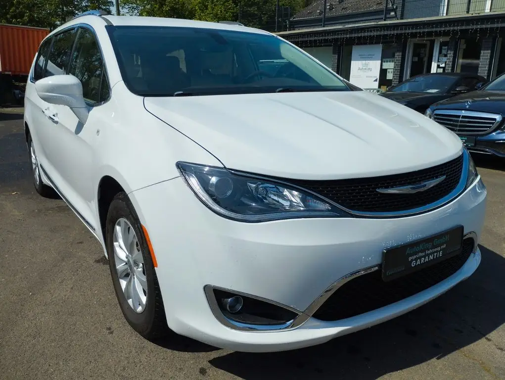Photo 1 : Chrysler Pacifica 2019 Not specified