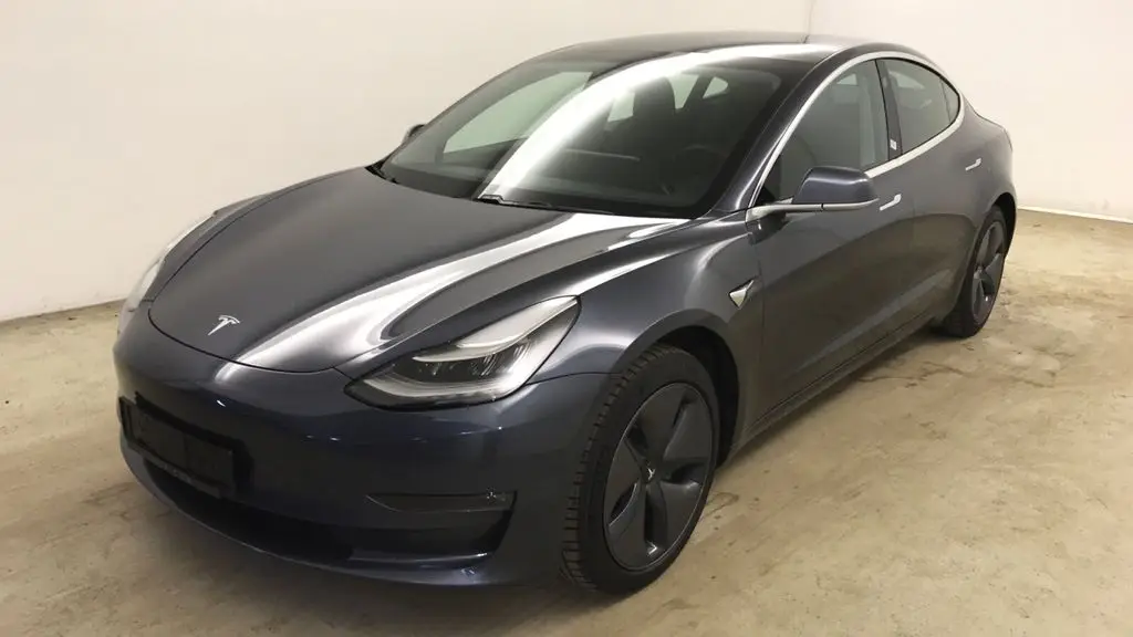 Photo 1 : Tesla Model 3 2020 Non renseigné