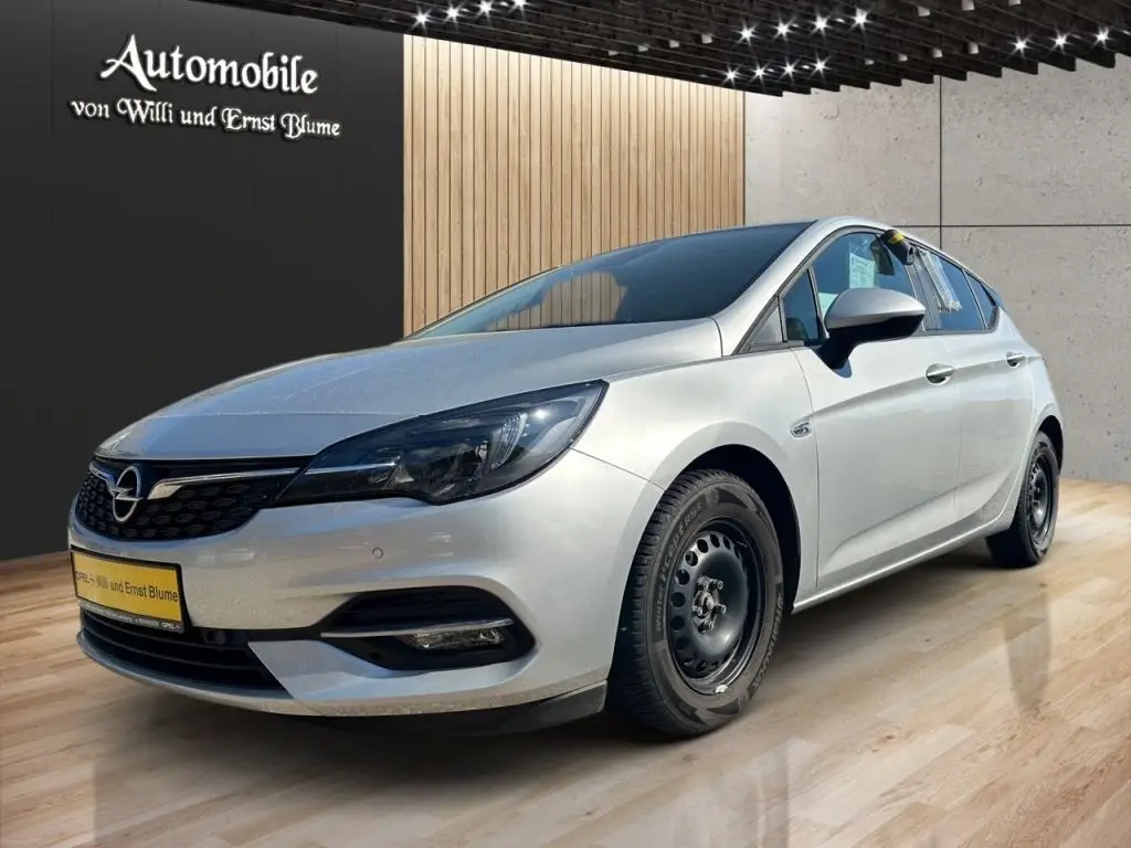Photo 1 : Opel Astra 2020 Not specified