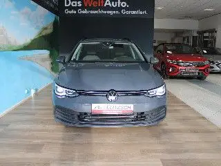 Photo 1 : Volkswagen Golf 2023 Non renseigné