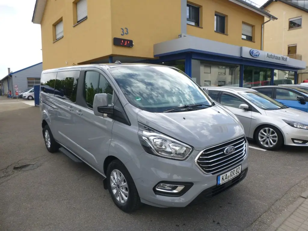 Photo 1 : Ford Tourneo 2023 Not specified