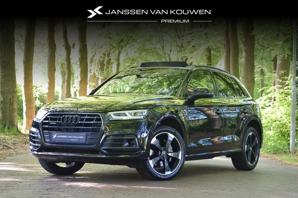 Photo 1 : Audi Q5 2018 Not specified