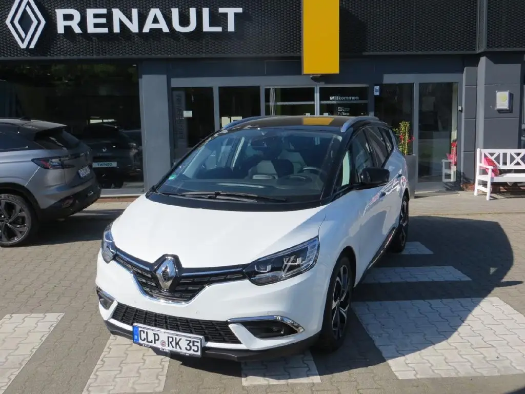 Photo 1 : Renault Scenic 2023 Essence