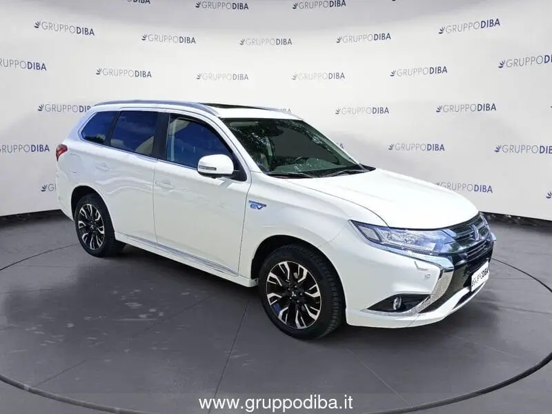 Photo 1 : Mitsubishi Outlander 2018 Not specified