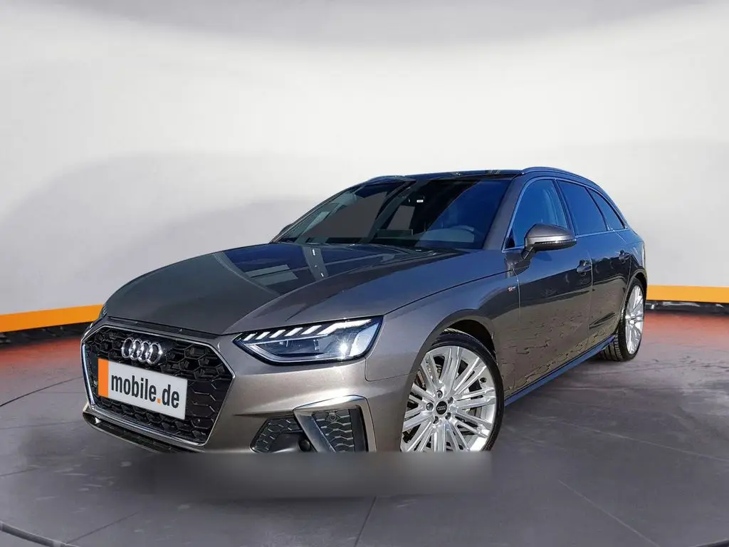 Photo 1 : Audi A4 2022 Petrol