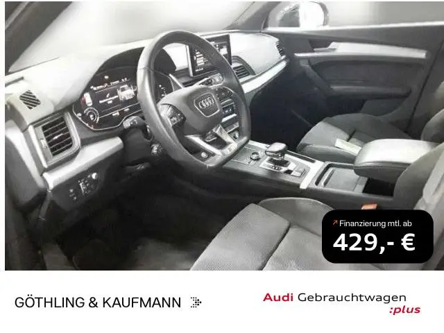Photo 1 : Audi Q5 2020 Hybrid