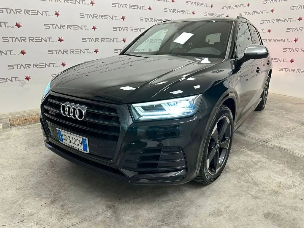 Photo 1 : Audi Q5 2018 Petrol