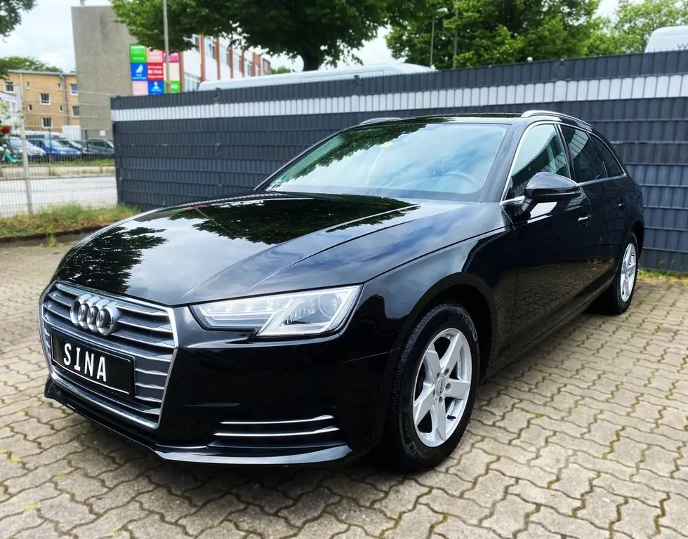 Photo 1 : Audi A4 2019 Others