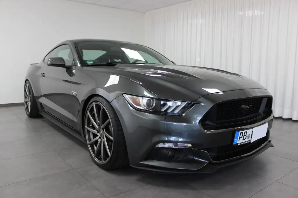 Photo 1 : Ford Mustang 2015 Essence