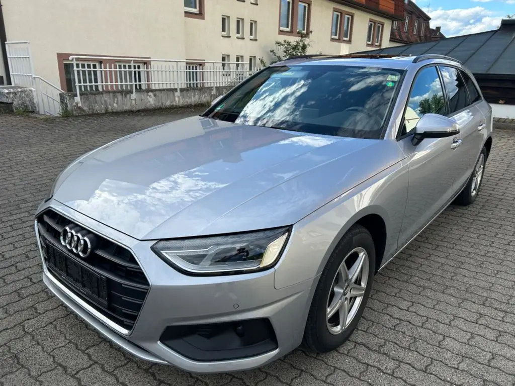 Photo 1 : Audi A4 2019 Diesel