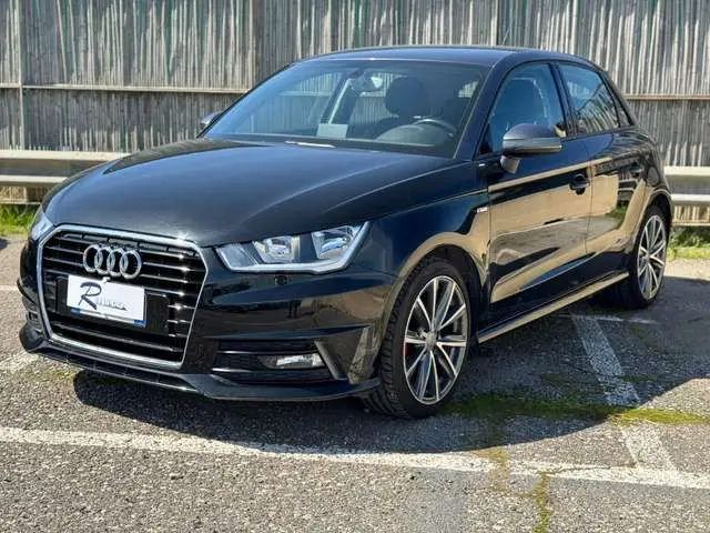 Photo 1 : Audi A1 2016 Essence