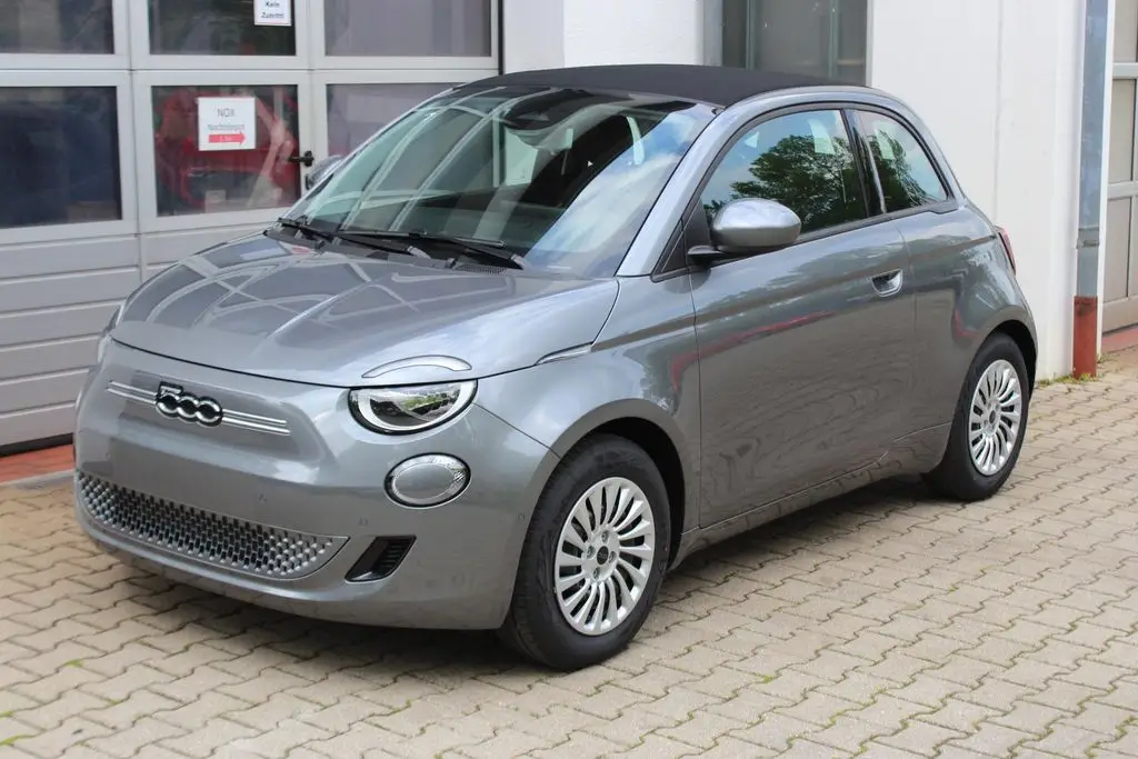 Photo 1 : Fiat 500 2023 Not specified