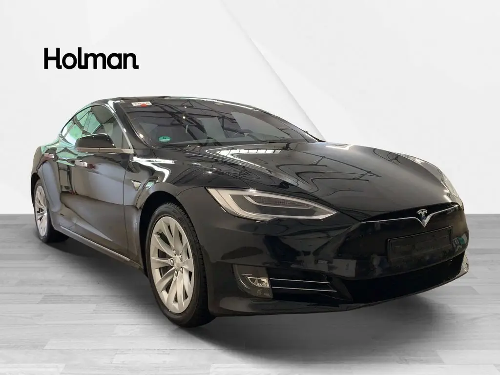 Photo 1 : Tesla Model S 2019 Not specified