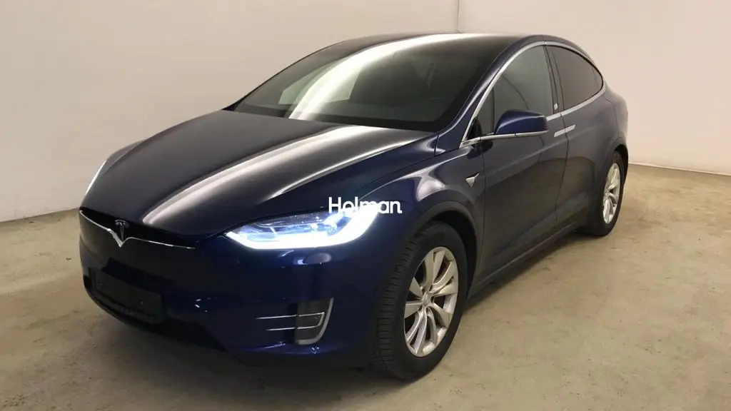 Photo 1 : Tesla Model X 2020 Non renseigné