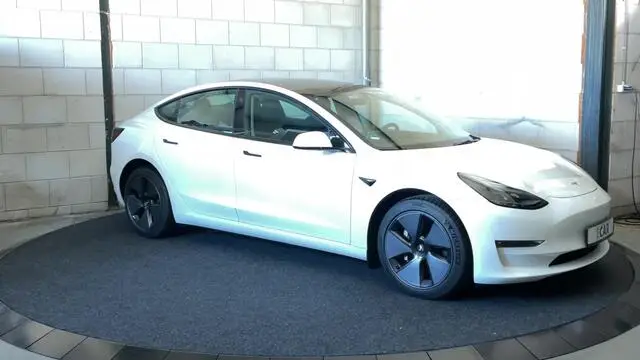 Photo 1 : Tesla Model 3 2022 Electric