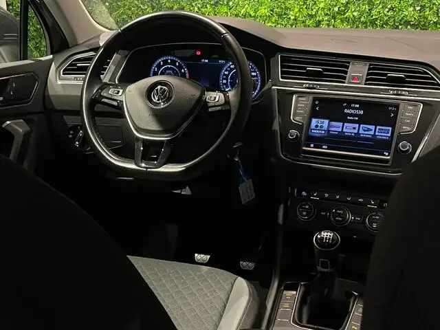 Photo 1 : Volkswagen Tiguan 2016 Petrol