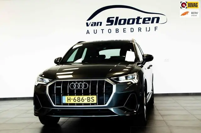 Photo 1 : Audi Q3 2020 Petrol