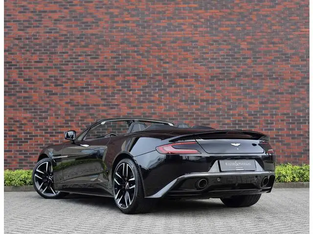 Photo 1 : Aston Martin Vanquish 2016 Essence