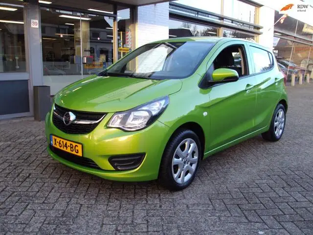 Photo 1 : Opel Karl 2015 Petrol