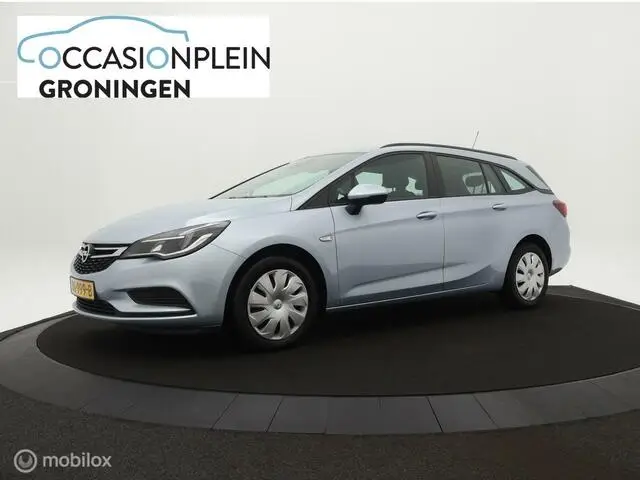 Photo 1 : Opel Astra 2017 Essence