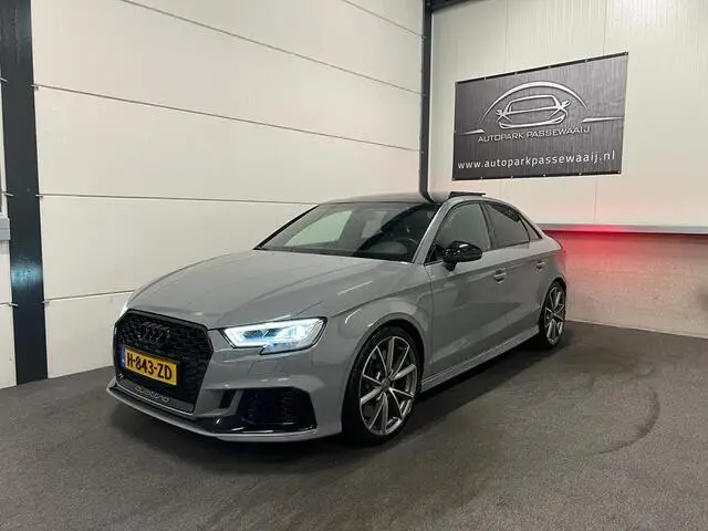 Photo 1 : Audi Rs3 2019 Essence