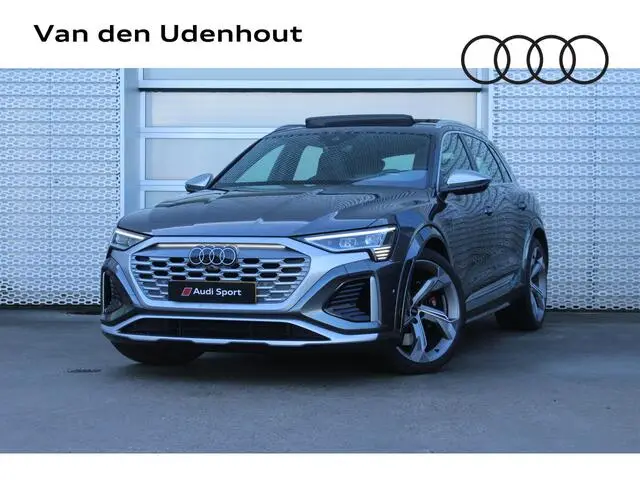 Photo 1 : Audi Sq8 2023 Électrique