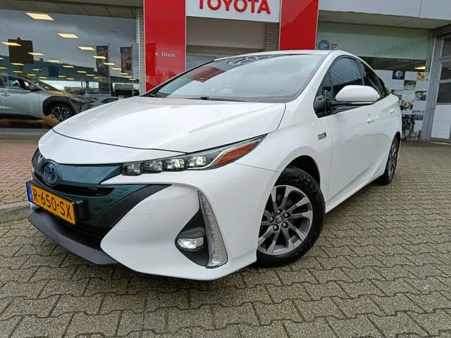 Photo 1 : Toyota Prius 2019 Hybride