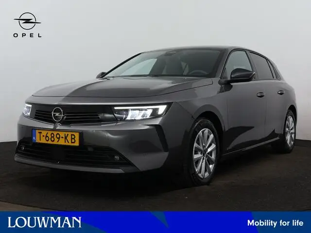 Opel Astra 1.2 110pk Level 2 | Stoel- + Stoelverwarming | Navigatie | Lichtmetalen Velgen | Airco |