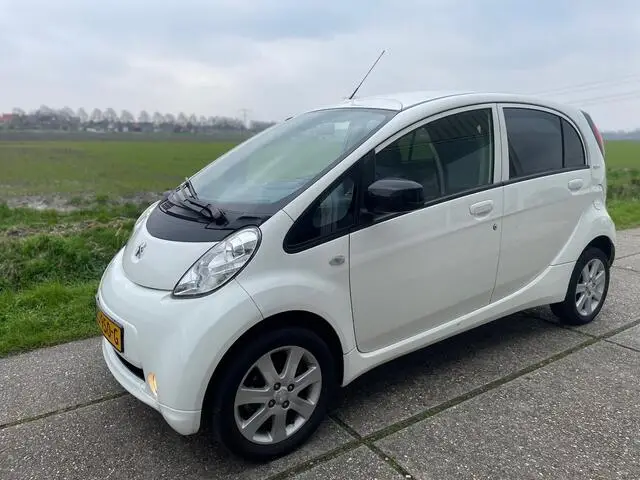 Photo 1 : Peugeot Ion 2019 Electric