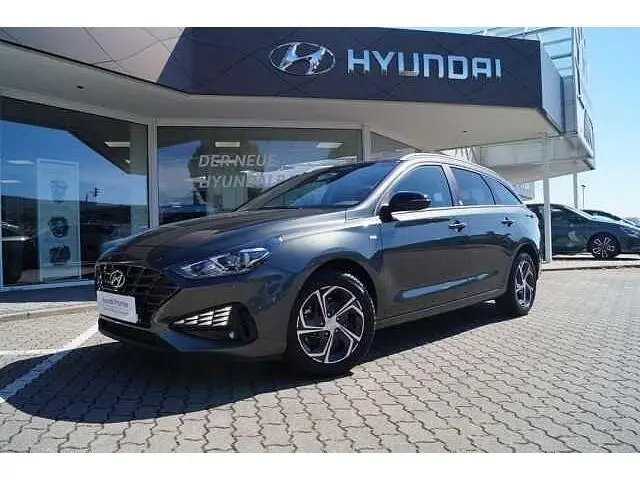Photo 1 : Hyundai I30 2021 Petrol
