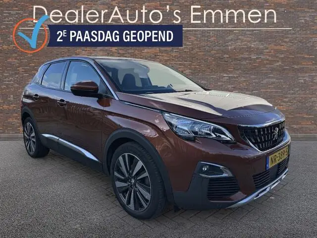Photo 1 : Peugeot 3008 2017 Essence