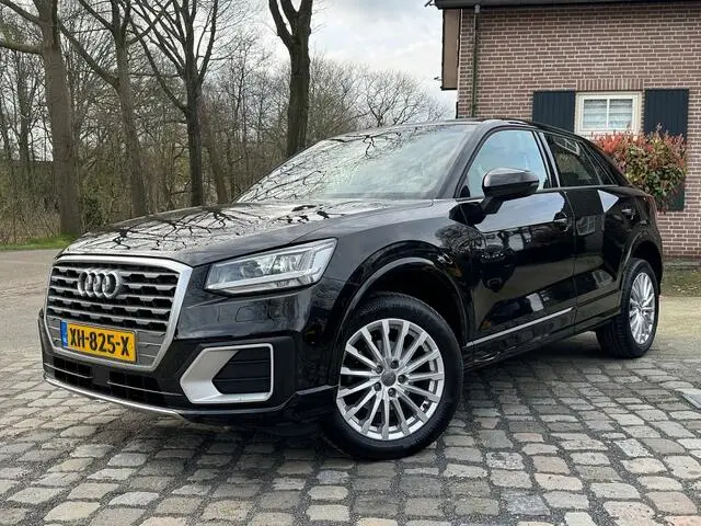 Photo 1 : Audi Q2 2019 Petrol