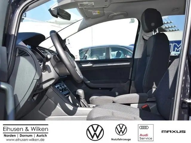 Photo 1 : Volkswagen Touran 2021 Petrol