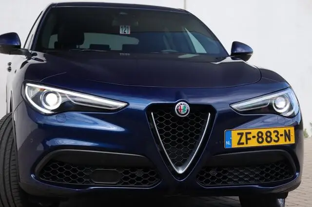 Photo 1 : Alfa Romeo Stelvio 2019 Petrol
