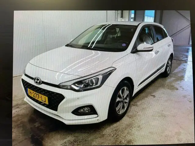 Photo 1 : Hyundai I20 2020 Petrol