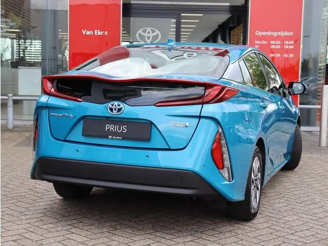 Photo 1 : Toyota Prius 2022 Hybride