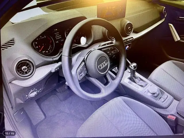 Photo 1 : Audi Q2 2022 Petrol