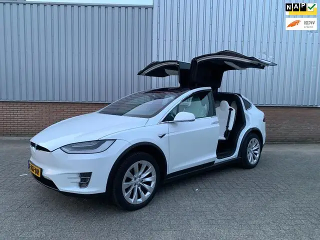 Photo 1 : Tesla Model X 2019 Electric