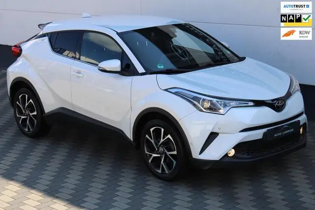 Photo 1 : Toyota C-hr 2018 Petrol