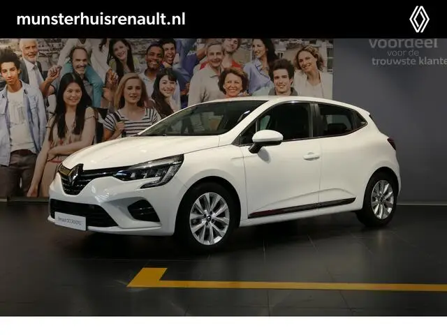 Photo 1 : Renault Clio 2021 Petrol