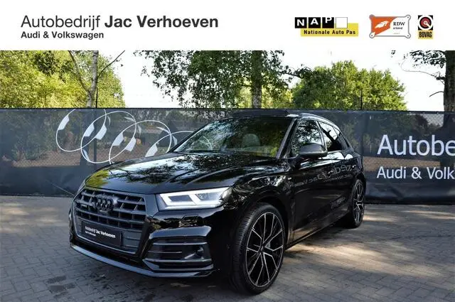 Photo 1 : Audi Q5 2017 Petrol
