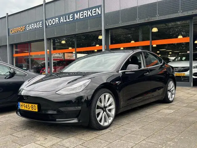 Photo 1 : Tesla Model 3 2020 Électrique