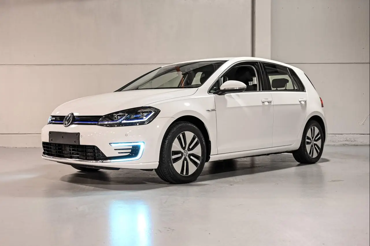 Photo 1 : Volkswagen Golf 2020 Electric